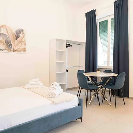 Nexus Prati Apartament *